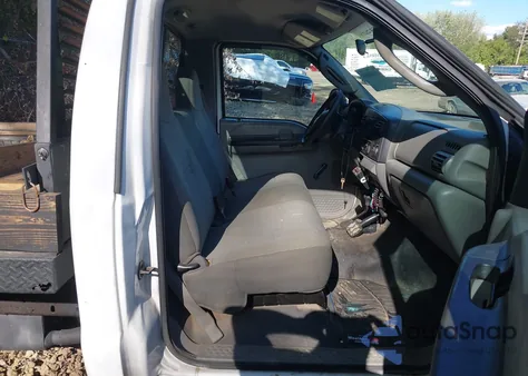 2005 Ford F-250 Xl/Xlt from USA, damaged, VIN 1FTNF21555EA09040